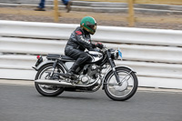 Vintage-motorcycle-club;eventdigitalimages;mallory-park;mallory-park-trackday-photographs;no-limits-trackdays;peter-wileman-photography;trackday-digital-images;trackday-photos;vmcc-festival-1000-bikes-photographs